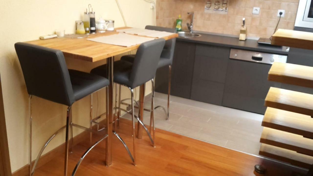 Luxury Apartment By The Sea With Private Whirlpool And Terrace 50M2 Posedarje Kültér fotó